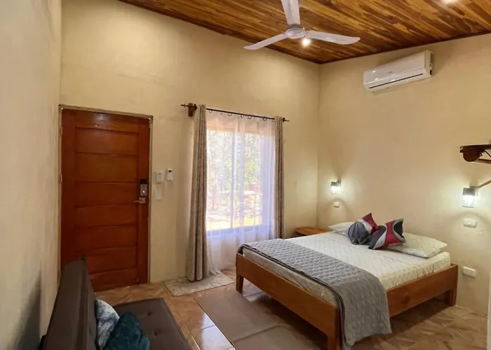 Guanacastes Cerca De Tamarindo Con Piscina Apartamento